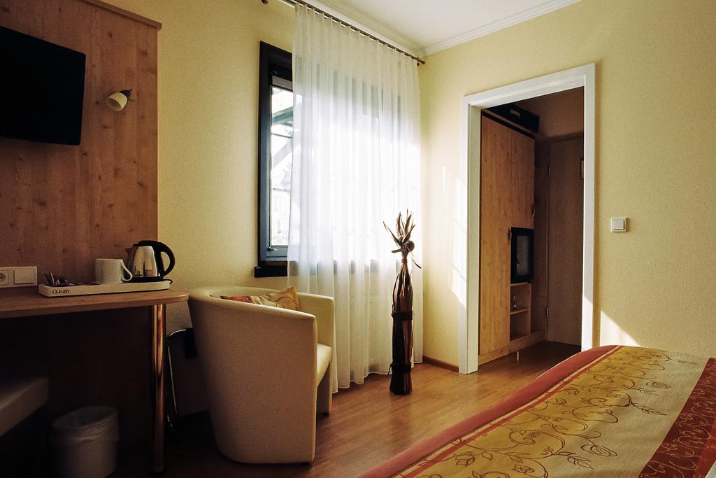 Hotel Garni Schick Bad Homburg vor der Höhe Esterno foto